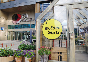 Zum wilden Grtner zog im April 2021 in die Rumlichkeiten eines ehemaligen Restaurants im Hotel 25hours in angesagten Zrich West. Hier sollten die Quartierbewohner ihre Balkonpflanzen kaufen, einen Kaffee trinken, etwas essen, ein Buch lesen  eine Art grnes Wohnzimmer fr Zrich-West.Kunden konnten online aus dem gesamten Sortiment der Meier-Grtnereien whlen, die Pflanzen wurden dann in den Wilden Grtner geliefert.
