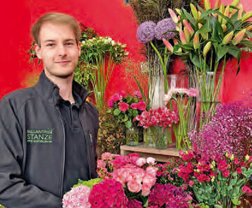 Azubi Pascal Schneider schtzt die Arbeit im Gartencenter: Hier gibt es feste soziale Strukturen, Kompetenz in der Mitarbeiterfhrung und verlssliche Arbeitszeiten.