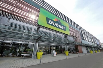 Auenansicht des Dehner Garten-Centers Pforzheim
