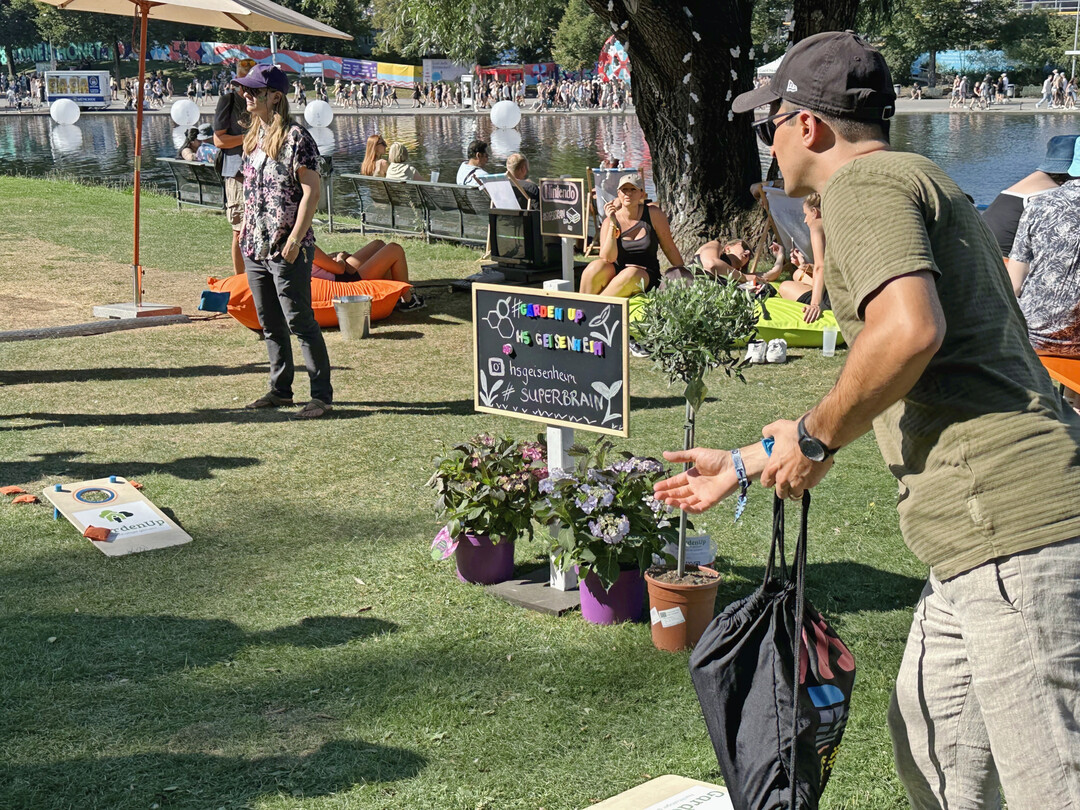 Im GardenUp-Garten der Hochschule Geisenheim konnten die Festivalbesuchenden spielen, entspannen und sich über nachhaltiges Gärtnern informieren.