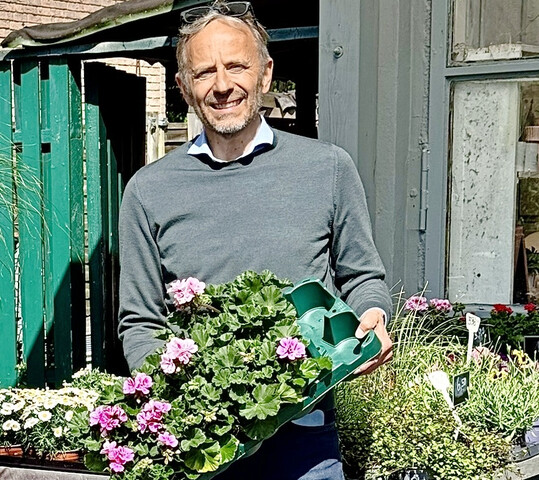 „Es war uns wichtig, dass wir die Branche bei der Umstellung auch finanziell unterstützen und so nachhaltiges Handeln zusätzlich fördern“, so Dirk Bansemer, Geschäftsführer der EPT GmbH.