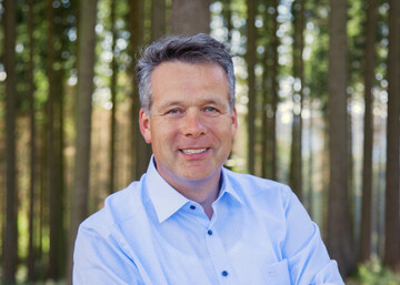 Rupert Fey ist Geschftsfhrer von beyond-flora und der Plus Plants Gruppe. 
<a href="https://www.beyond-flora.com" target="_blank" >www.beyond-flora.com</a>