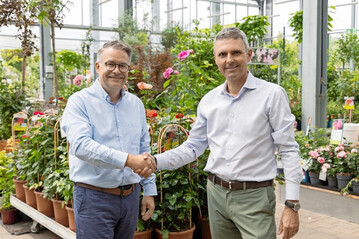 Nach elf Jahren als Vorsitzender der Geschftsfhrung bergibt Hans-Jrg Greimel an Markus Kallen. 