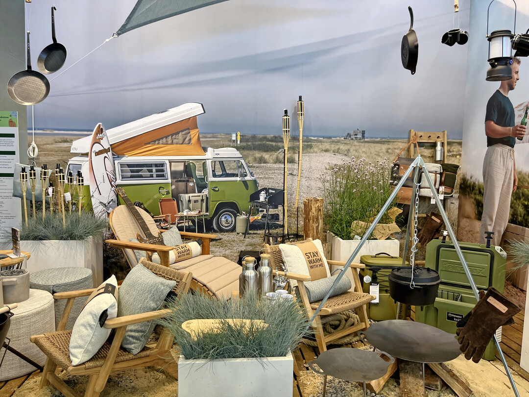Lust auf Abenteuer: Beim neuen Trendthema: „Outdoor Adventure“ geht es um ein Lebensgefühl – das muss auch entsprechend emotional in Szene gesetzt werden. Wie das mit einfachen Mitteln gelingt, zeigte Oliver Mathys in dieser Präsentation.