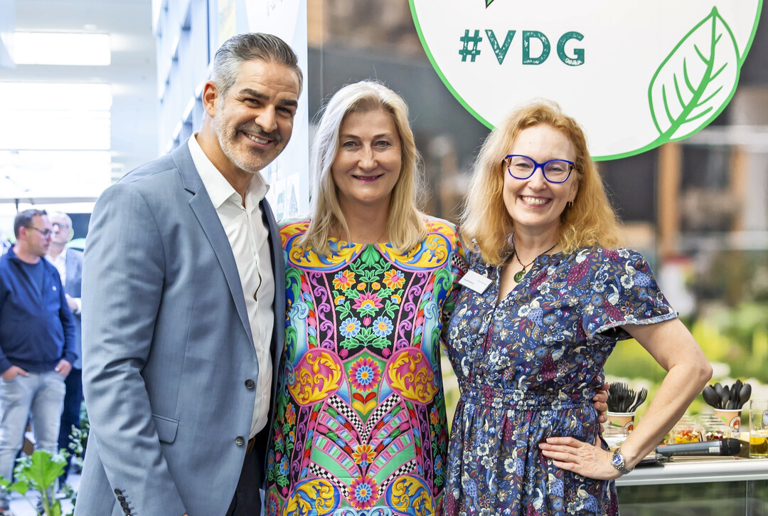 Sebastian Rosito, Geschftsbereichsleiter Koelnmesse, Martina Mensing-Meckelburg, Prsidentin des VDG und Claudia Maurer, die Directorin der spoga+gafa