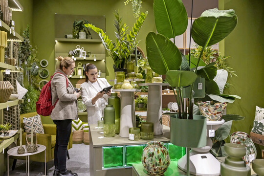 Im Februar 2026 laden die internationalen Konsumg�termessen Ambiente, Christmasworld und Creativeworld zum Branchentreff nach Frankfurt am Main.