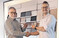 Arne Zarnhausen (r.) folgt auf Matthias Golze (l.) in der Geschftsleitung von sg Ladenbau. 