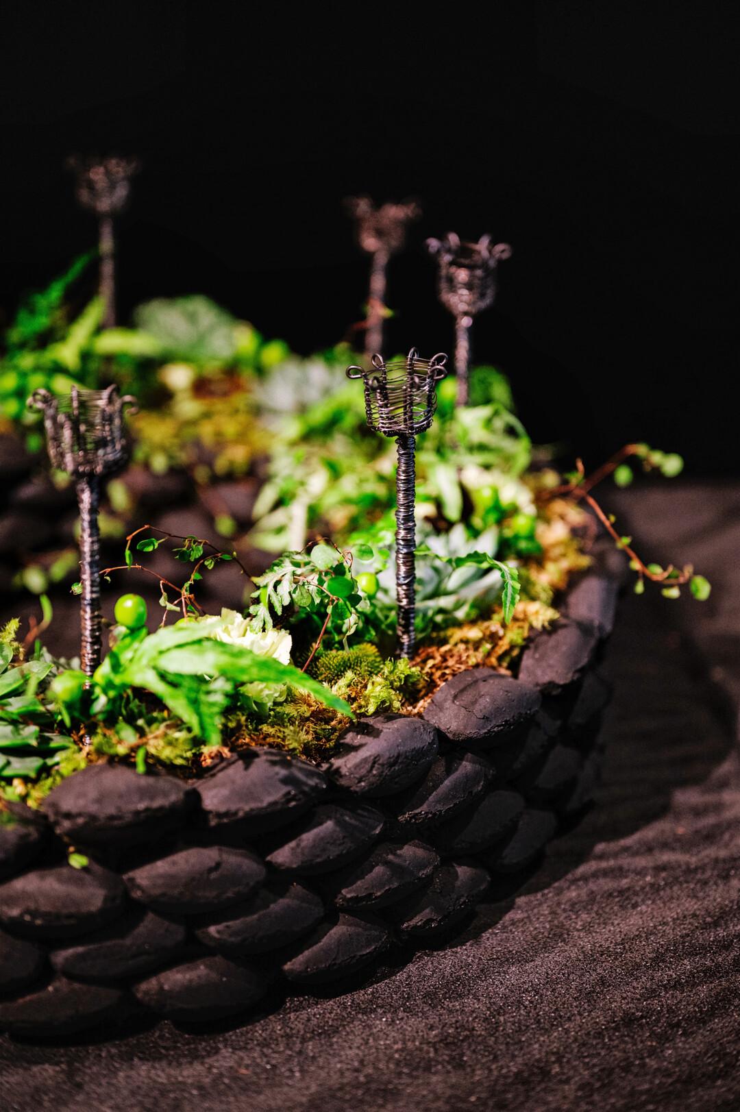 Auf der Bhne wurden die passenden Kerzen eingesetzt. 