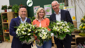 Landgard Vorstandsvorsitzenden Armin Rehberg, die VDG-Vorstandsvorsitzende Martina Mensing-Meckelburg und VDG-Geschftsfhrer Peter Botz.