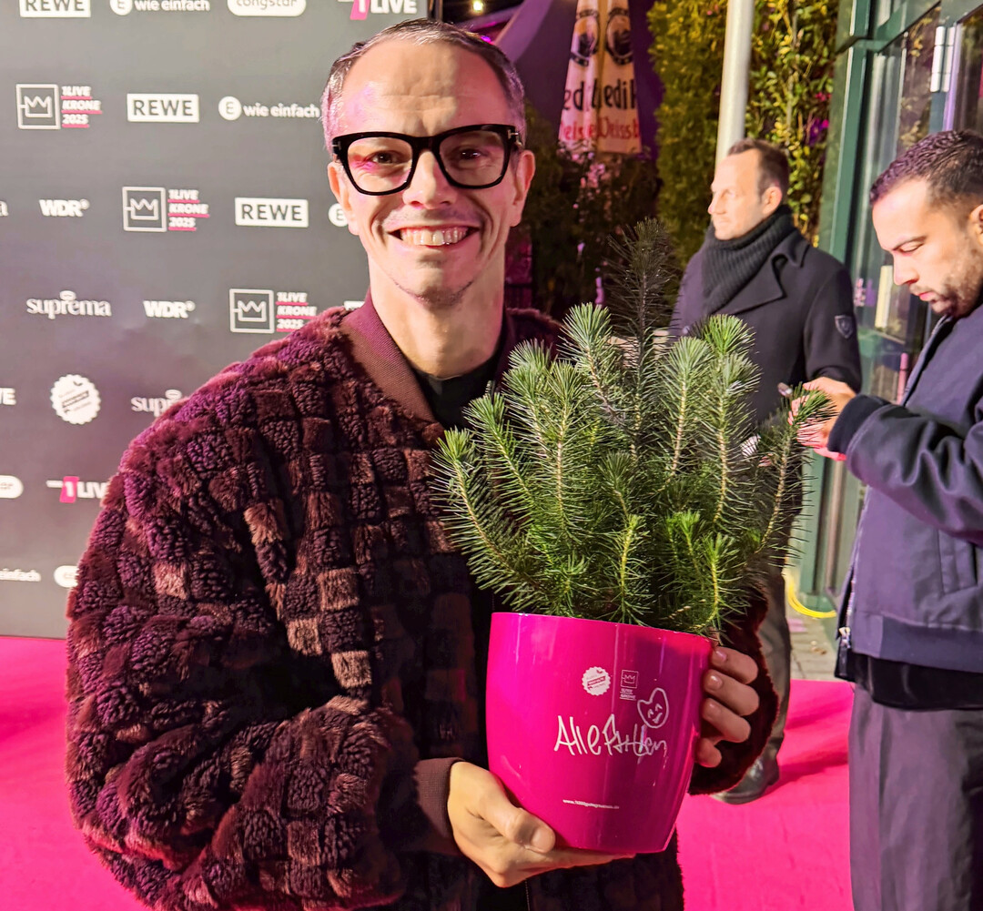 Blumen und Pflanzen im Rampenlicht: Im Rahmen von „1000 gute Gründe“ entschieden sich die Promis bei der 1LIVE Krone für ihre persönliche Lieblingspflanze.