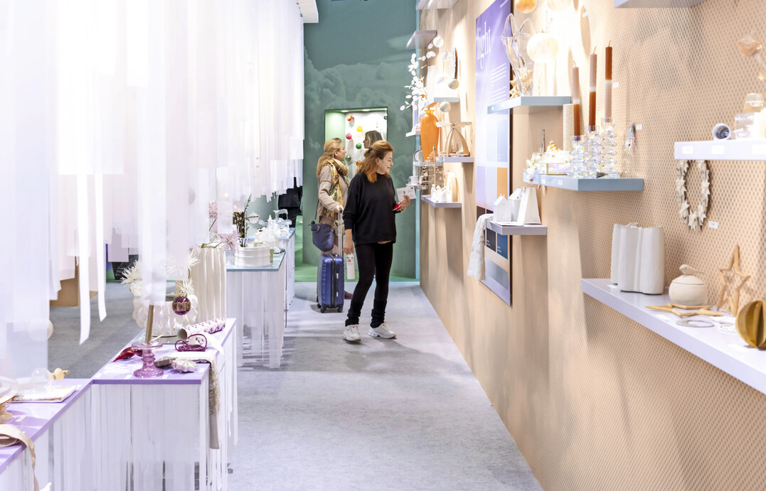 Die Trendschau setzt die Christmasworldtrends mit Produkten der Aussteller um.