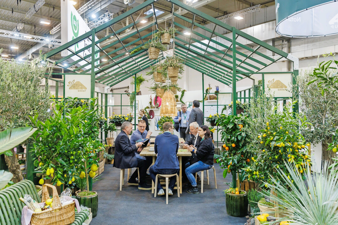 Der direkte Austausch bleibt zentral: Viele Messebesucher nutzten die IPM Essen f�r intensive Gespr�che mit Partnern und Lieferanten.