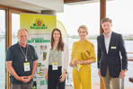 Von links nach rechts: Dieter Gaißmayer (Staudengärtnerei Gaißmayer), Judith Barbolini  (rheingold Institut), Judith Rakers (Moderatorin) und Neudorff-Geschäftsführer Richard von Herman