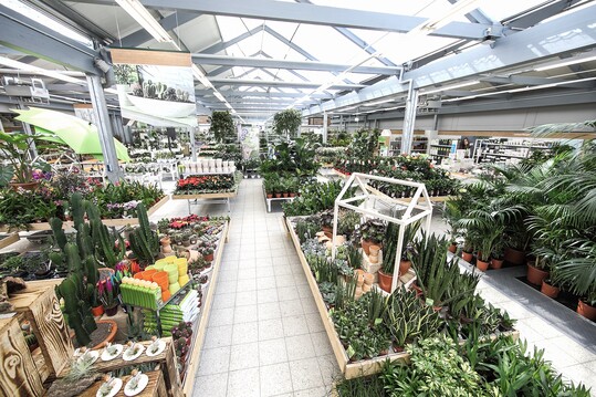 Verkaufsflche im Dehner Garten-Center Pforzheim