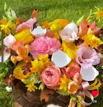 Asmi Blumen (
<a href="https://www.instagram.com/asmiblumen/" target="_blank" >asmiblumen</a>
)