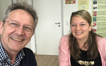 Gut gelaunt bei der Stabbergabe der Gregg Marketing AG: Wilhelm und Luisa Gregg. 
