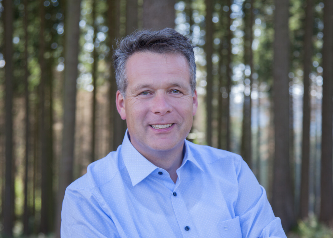 Rupert Fey ist Handelsexperte mit dem Schwerpunkt Blumen und Pflanzen. In DEGA GRNER MARKT analysiert er allgemeine Handelsentwicklungen und erklrt, was sie fr die Grne Branche bedeuten. <br />
<a href="https://www.beyond-flora.com/"  target="_blank" >www.beyond-flora.com</a>