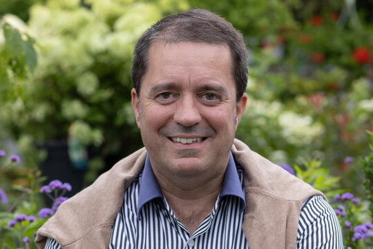 Eric Bachofner von Frikarti Stauden in <br />
Grningen/Schweiz