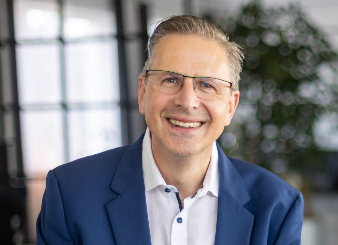 Erwin Germann ist Vermarktungsexperte unter anderem in der grnen Branche. Mit seinem Team entwickelt er individuelle Konzepte und versteht sich als Wegbegleiter fr die Personalentwicklung und Mitarbeiterbindung.