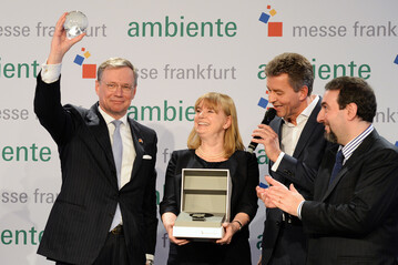 Britischer Honorarkonsul Dr. Andreas Fabritius, britische Generalkonsulin Susan Speller, Geschftsfhrer Messe Frankfurt GmbH Detlef Braun und italienischer Generalkonsul Maurizio Canfora (von links nach rechts).