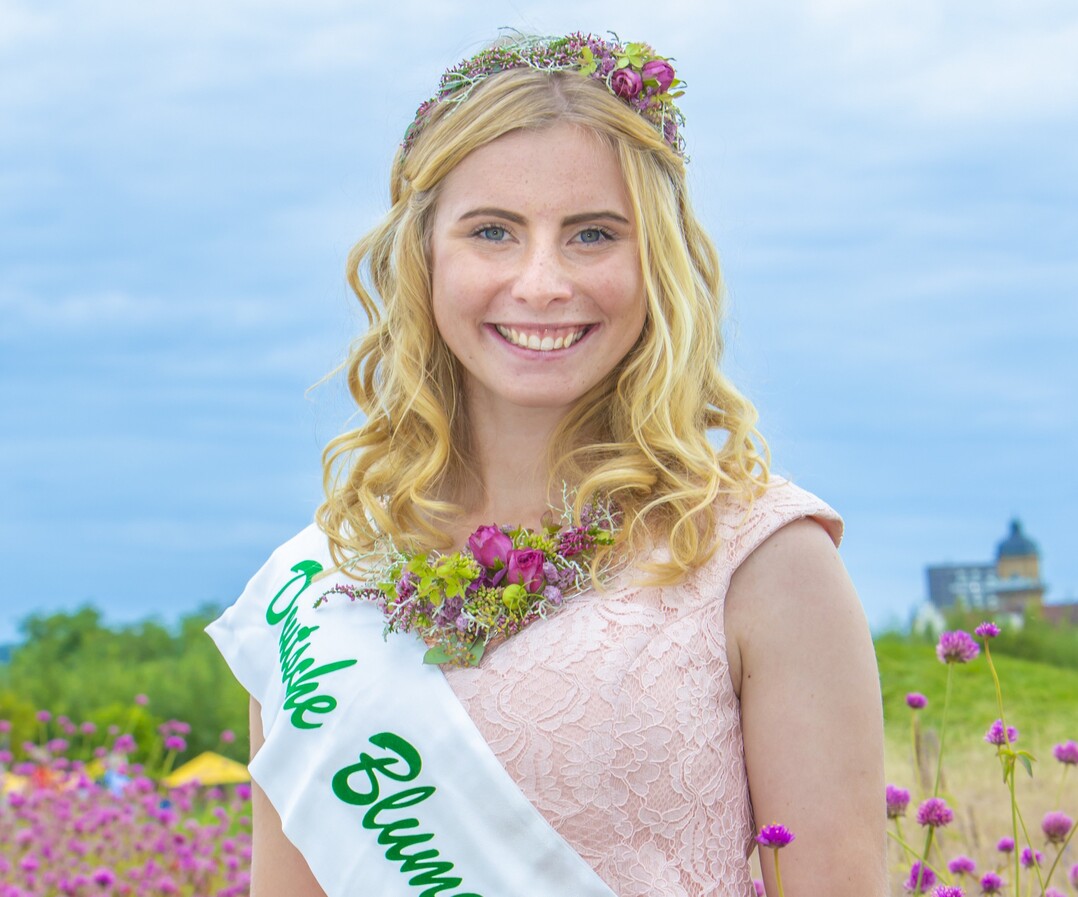 Als Nachfolgerin für Annika Stroers wird jetzt eine Nachfolgerin gesucht. Sie wurde 2019 gewählt, die Wahl 2020 ist wegen der Coronakrise ausgefallen.