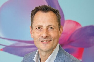 Dennis van der Lubbe verlsst Blumenbro Holland.