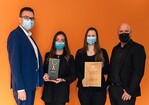 Foto der Auszeichnung (v.l.n.r):
Sven vom Feld, Director Corporate HR Solutions & Operations OBI;
Caroline Sophie Herbst, Expert Health Management OBI;
Jana Schmidt, Health Management OBI;
Frank Tummes, Head of Department Corporate HR Operations OBI