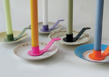 Trendtisch Colourful Energy: Die knalligen Kerzenhalter "Isolde" von dekoop sind leuchtende Einzelstcke.