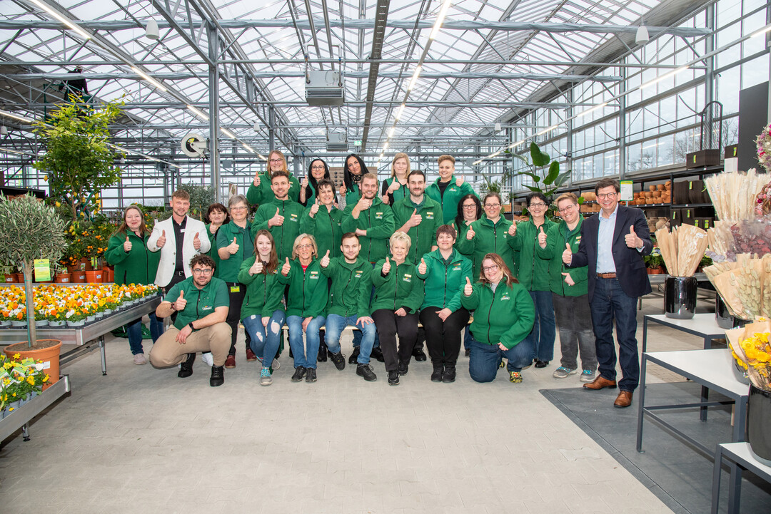 Das 25-kpfige Team und Markleiter Axel Funk