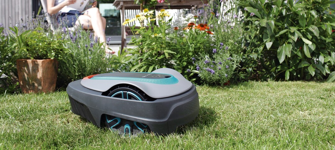 Mit dem neuen SILENO city speziell für kleinere Gärten baut Gardena seine führende Position bei Mährobotern für private Gartenbesitzer weiter aus.