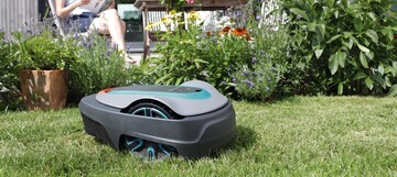 Mit dem neuen SILENO city speziell fr kleinere Grten baut Gardena seine fhrende Position bei Mhrobotern fr private Gartenbesitzer weiter aus.