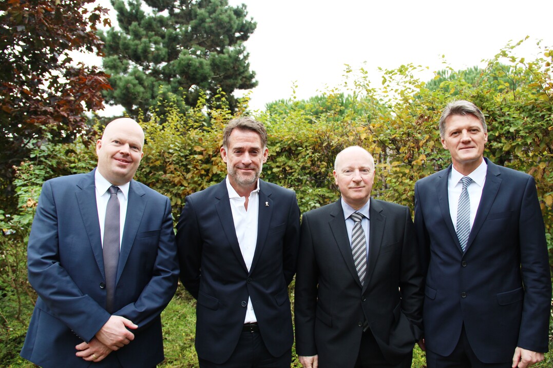 IVG Vorstand (von links): Christoph Bscher, Michael Reuter, Dr. Hans-Ulrich Born und Bernard Hubbermann 