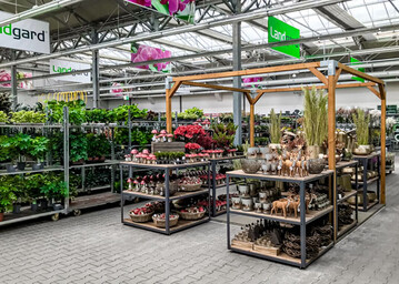 Mit der Umstrukturierung des Cash & Carry-Markts Nrnberg 
zum Kombimarkt hat Landgard einen weiteren wichtigen 
Schritt auf dem Weg zur Modernisierung des stationren Cash 
& Carry-Netzwerks erfolgreich beschritten