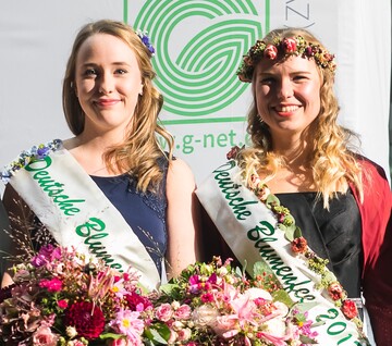 Wer will Nachfolgergin von Lea Ehlers, der Deutschen Blumenfee 2018/2019, und Lisa Bartels, ihrer Vorgngerin werden?