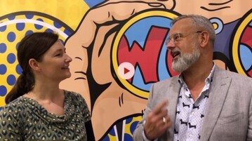 DEGA-GRNER-MARKT-Redakteurin Grit Landwehr im Gesprch mit Romeo Sommers
