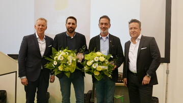 Verleihung des ersten Landgard Awards fr Blumen und Pflanzen: (v. l.) Johannes B. Kerner, Sven Kreisig, Karl-Heinz Compes und Armin Rehberg.