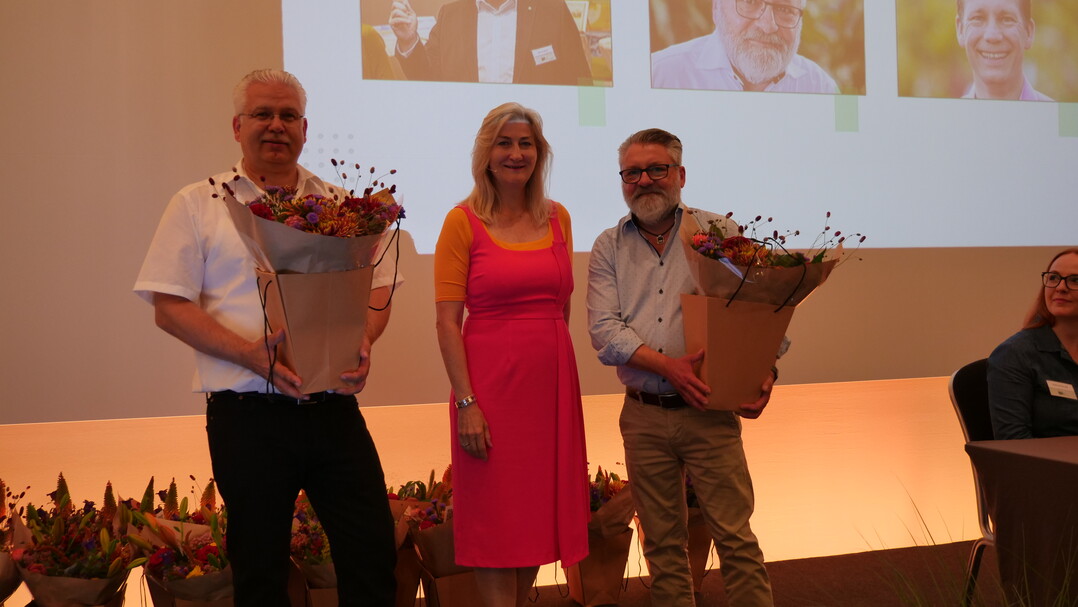 Satzungsgem standen drei Mitglieder des Vorstands zur Wahl, alle drei, Norbert Langens (l.), Heiko Mencke (nicht im Bild) und Thomas Busch (l.) wurden wiedergewhlt.