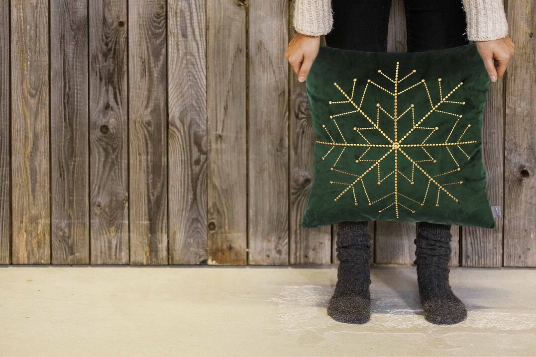 Trendig kuscheln: Kissenbezug mit Weihnachtsmotiv von pad
