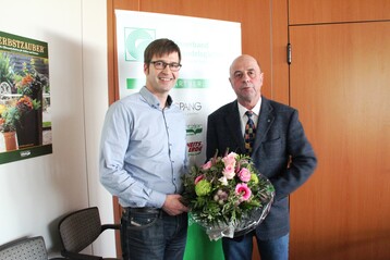 Olaf Beier begrt den Prsidenten des Landesverbandes Gartenbau Rheinland-Pfalz e. V., Volker Schmitt