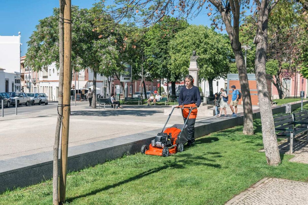 Husqvarna LC551SP (H310-1156) im Einsatz