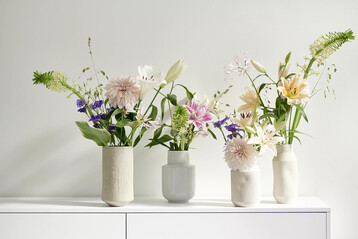 Luftige Strue mit Lilien