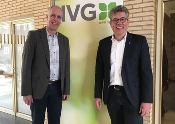 Der neue Sprecher der IVG Fachabteilung Profi-gartenbau Frank Lock (rechts) mit seinem Stellvertreter Peter Hlzer.