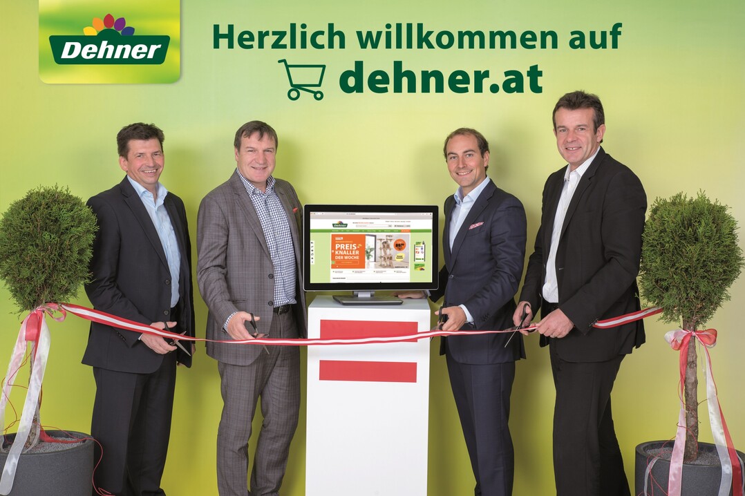 Startschuss www.dehner.at (v.l.n.r.): Thomas Martin (Regionsleiter Dehner), Bernhard Hnig (Geschftsfhrer Dehner), Georg Weber (Geschftsfhrender Gesellschafter Dehner), Christoph Harlinghausen (Bereichsleiter E-Commerce Dehner).