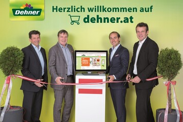 Startschuss www.dehner.at (v.l.n.r.): Thomas Martin (Regionsleiter Dehner), Bernhard Hnig (Geschftsfhrer Dehner), Georg Weber (Geschftsfhrender Gesellschafter Dehner), Christoph Harlinghausen (Bereichsleiter E-Commerce Dehner).