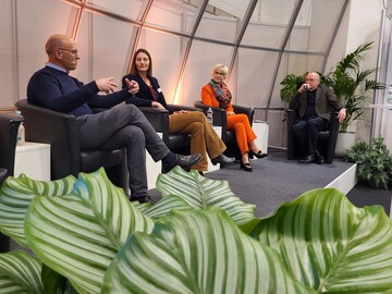 Im Gesprch zum Grnen Campus auf der Internationalen Pflanzenmesse Essen (v.l.): Josef Mennigmann, Nicole Hrnemann, Eva Khler-Theuerkauf, Frank Teuber.