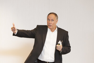 "Der Wettbewerb wird hrter und bunter als je zuvor"
(Klaus Peter Teipel, klaus peter teipel research & consulting)