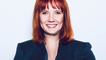 Am 26. Januar 2023, 9:00 bis 9:45 Uhr, spricht die Zukunftsforscherin und Handelsexpertin Theresa Schleicher vom Zukunftsinstitut zum Thema New Reality: der Handel in der resilienten Zukunft 2030 und zeigt auf, was zuknftig aus den aktuellen Krisen heraus entsteht. Die Sehnsucht nach persnlichen Erlebnissen vor Ort, nach lokalen Services, neuen Kooperationen, nachhaltigen Geschftsmodellen lsen so viel Kraft aus, wie wir sie seit Jahren nicht erlebt haben und zudem eine grundlegende Resilienz im Handel mit allen Vernderungen und mehr Fokus umzugehen, betont Schleicher und gibt in ihrem Vortrag einen Blick auf die Retail-Welt der nchsten Jahre.