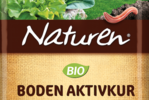 Die Naturen® Bio Boden-Aktivkur von Scotts unterstützt diese Eigenschaften auf natürliche Weise und nimmt so positiv Einfluss auf Bodenstruktur, Nährstoffverfügbarkeit sowie Humusgehalt.