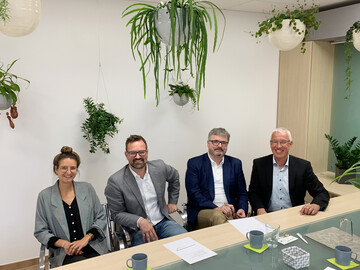 V.l.n.r.: Anna Hackstein (IVG), Bertram Fleischer (ZVG), Dr. Peter Wst (BHB) und Peter Botz (VDG).