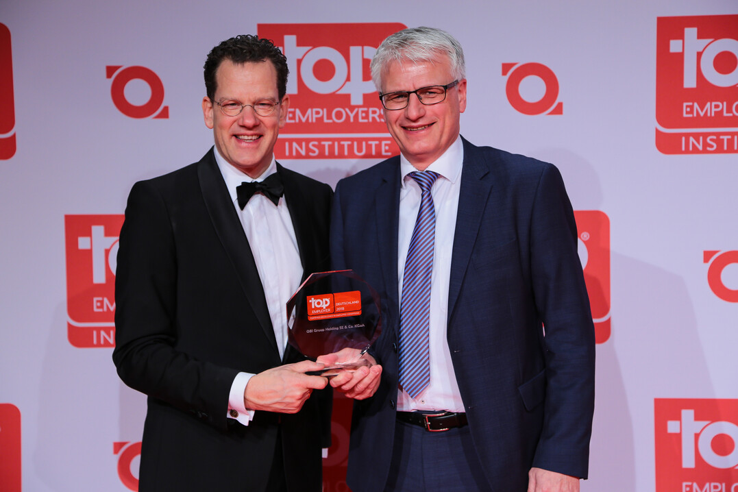 David Plink, CEO of Top Employers Institute und Holger Jöhnk, Head of Corporate Human Resources.